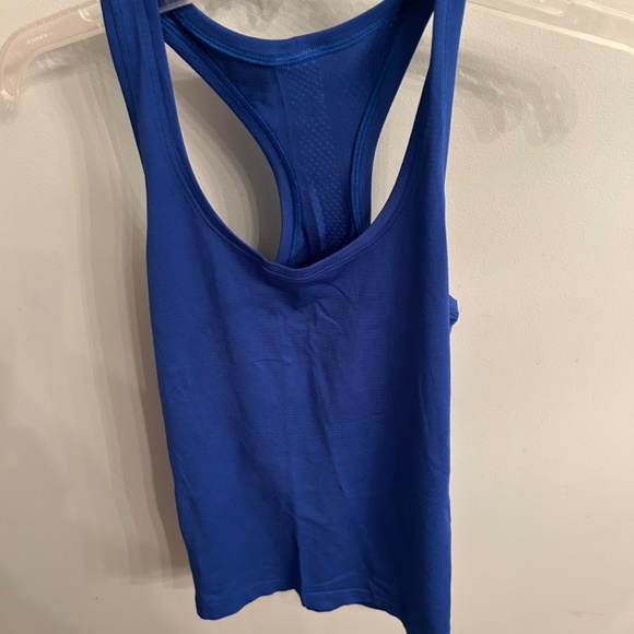 Lululemon tank top - Picture 2 of 2